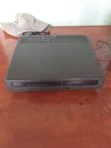 Vídeo Cassete Philco-Hitachi