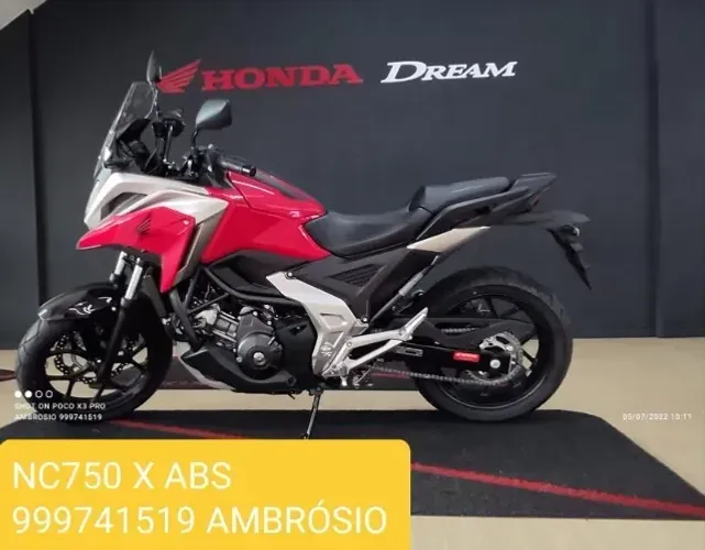Nc 750 x  2022 automatica  importada  apenas 1500 kms nova