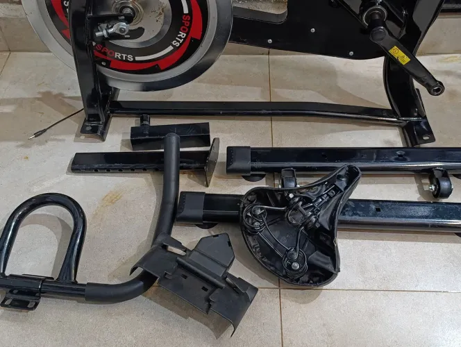Bicicleta spinning INCOMPLETA