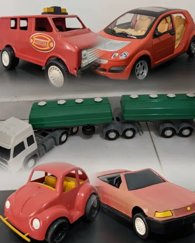 Combo 05 MINIATURAS Carreta + Smart + Vam + Fusca + Mercedes (BRINQUEDOS DE COLEÇÃO)