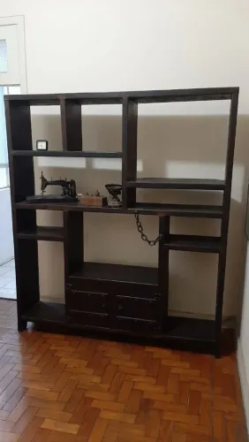 Estante Rústica de Dormente.
