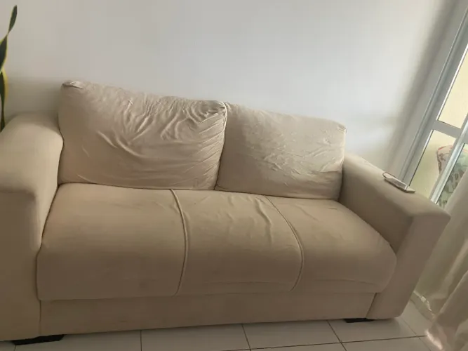 Vende-se sofá 3 lugares