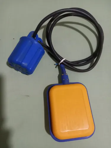 Chave Boia para Controle de Água Anauger.