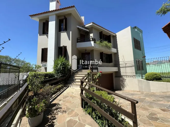 Casa com piscina 4 dormitórios 2 suítes 2 vagas de garagem próximo ao ATC