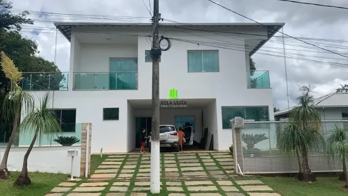 Casa em condomínio em Condados De Bouganville com 548.00 m² , 6 quarto(s) , 2 suíte(s) , 2