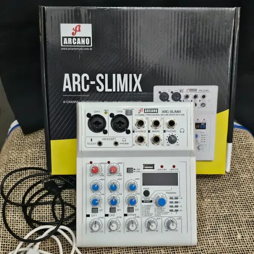 Mesa de som e interface USB Arcano ARC-SLIMIX<br><br>
