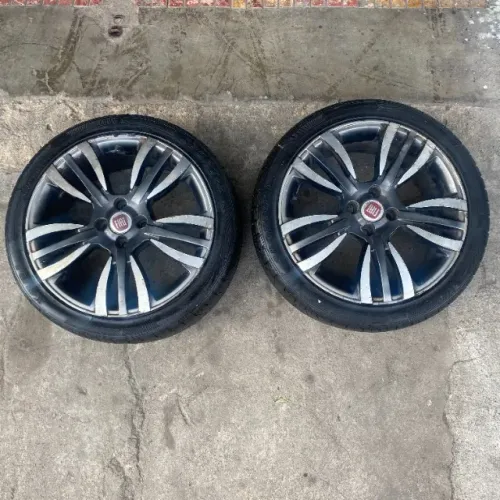 Rodas Fiat Palio Sporting 2015 Aro 17 (3 rodas e 2 pneus)
