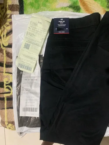 Calça N 40 LACRADA