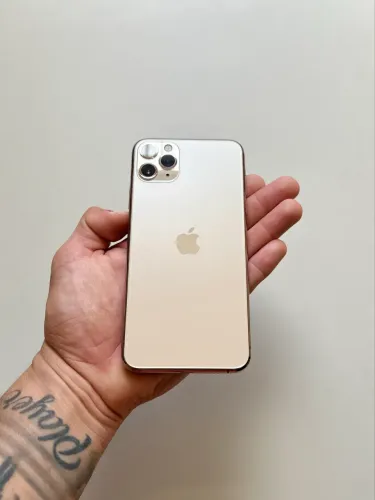 iPhone 11 Pro Max 256GB - (Garantia pela loja) Face ID off 