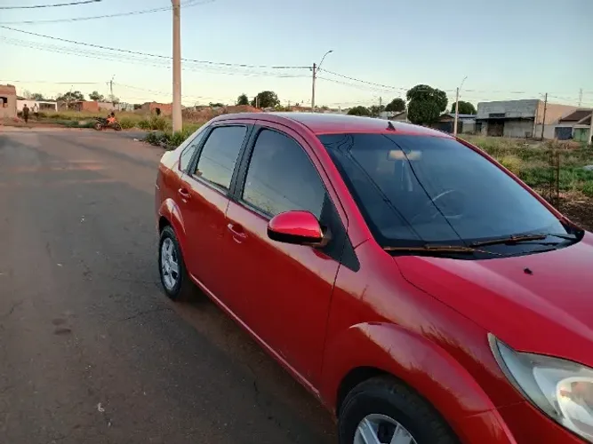 Ford Fiesta Sed. 1.6 8V Flex 4P 2013
