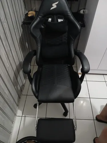Cadeira gamer Super frame retrátil e reclinável