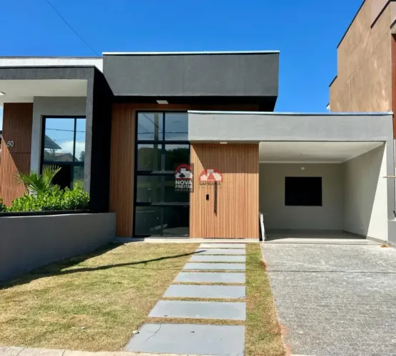 Venda de Casa no Condomínio Vila Romana em Pindamonhangaba/SP