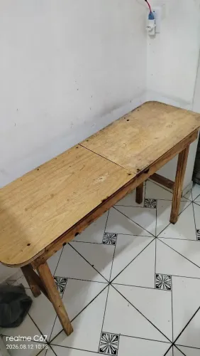 Mesa para sala ou cozinha pra vender rapido preço negociável