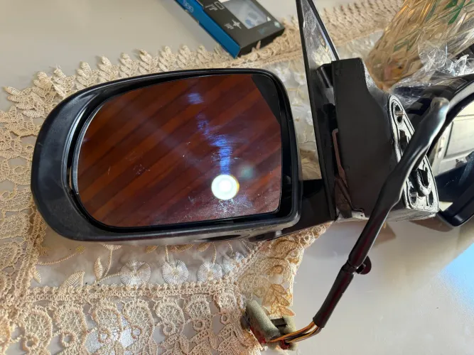 Par de retrovisor toro original com rebatimento e luz de cortesia 