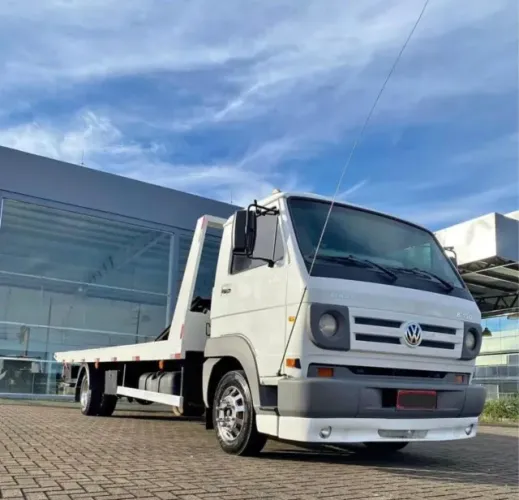 VW 8-150 DELIVERY GUINCHO PLATAFORMA