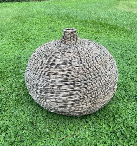 Balaio decorativo grande em fibra natural trançada artesanal