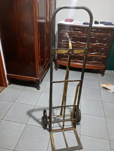 Carrinho de carga manual