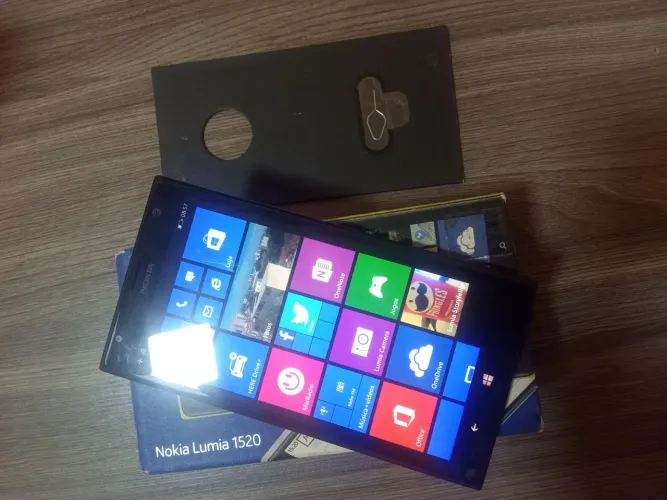 Nokia Lumia 1520