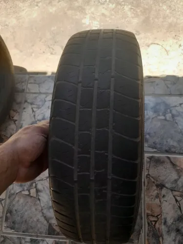 2 PNEUS 165/70/13