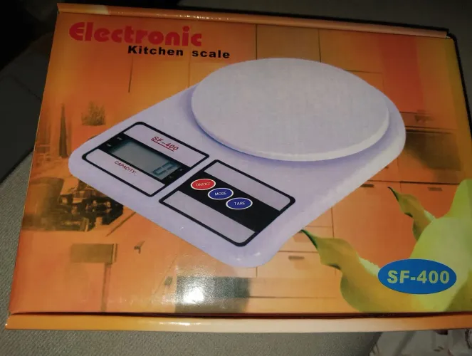 Balança eletrônica de precisão (até 10 kg), nova na caixa!