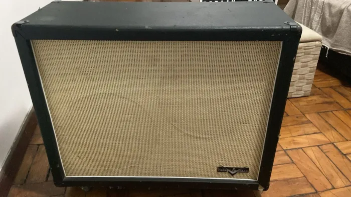 Caixa gabinete 160w com 2 falantes de 12 vintage boutique pra guitarra