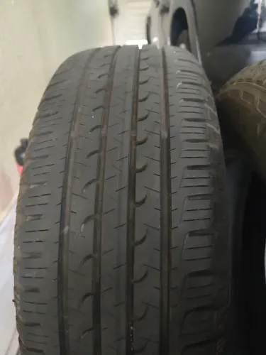 Par de Pneu Goodyear 205 60 16