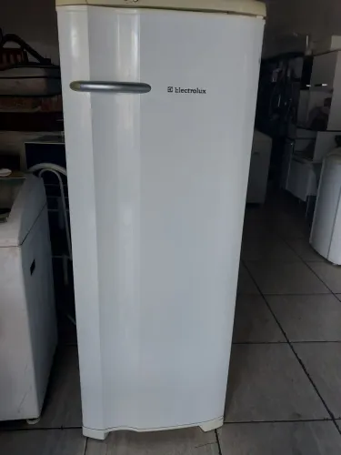Geladeira Electrolux
