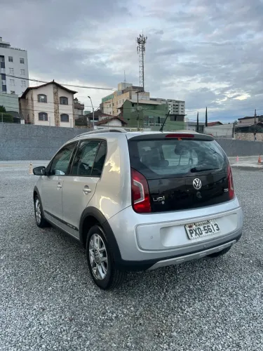 Volkswagen Up! Cross 1.0 TSI Total Flex 12V 5P 2016