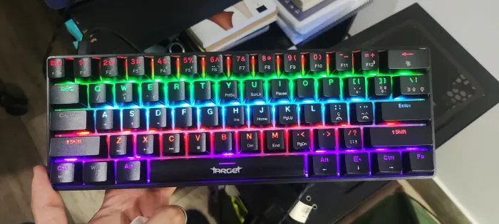 Teclado mecânico target novo na garantia
