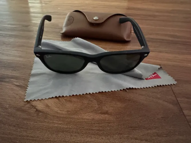 Vendo óculos Rayban