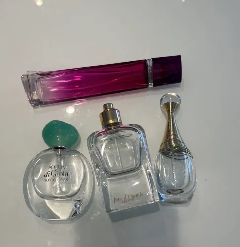 Kit com 4 frascos de perfume vazios dior Hermes Givenchy  