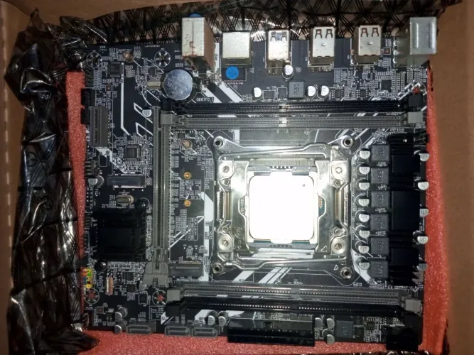 PLACA-MÃE MONGOL X99 Lga-2011 + PROCESSADOR Xeon E5 2680 V4