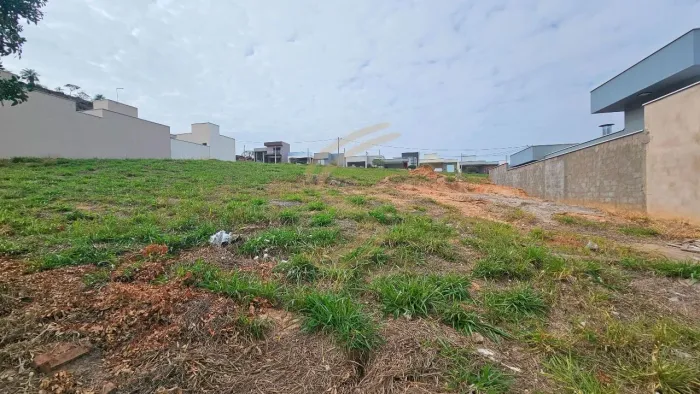 Um terreno para realizar o sonho de construir sua casa e fazer seu lar