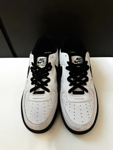 Tênis Nike Dunk sola bicolor tamanho 39