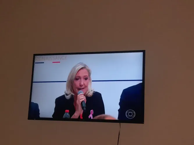 TV PANASONIC 32 POLEGADAS