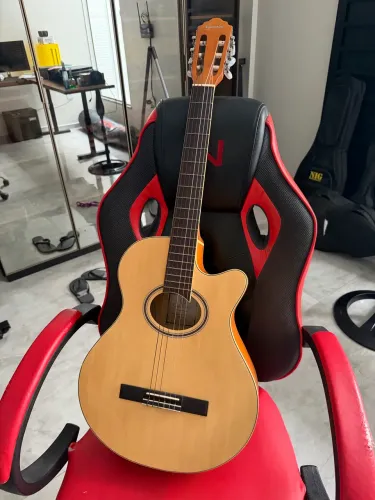 Violão Clássico Giannini GNF-1D CEQ Nylon Natural Destros 6 Cordas