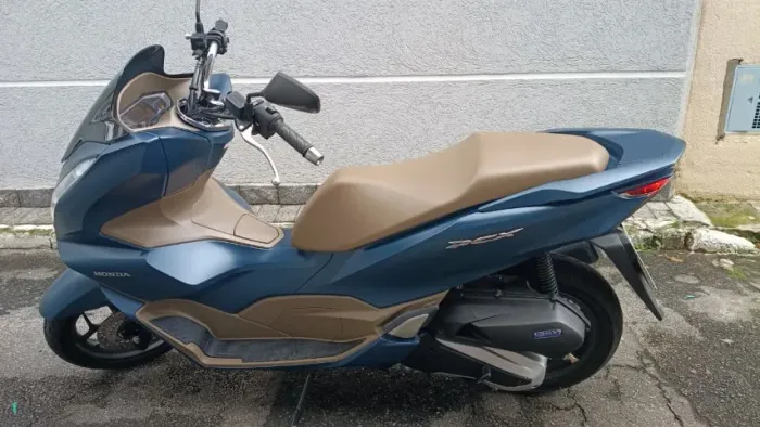 Honda PCX 2023 160 DLX