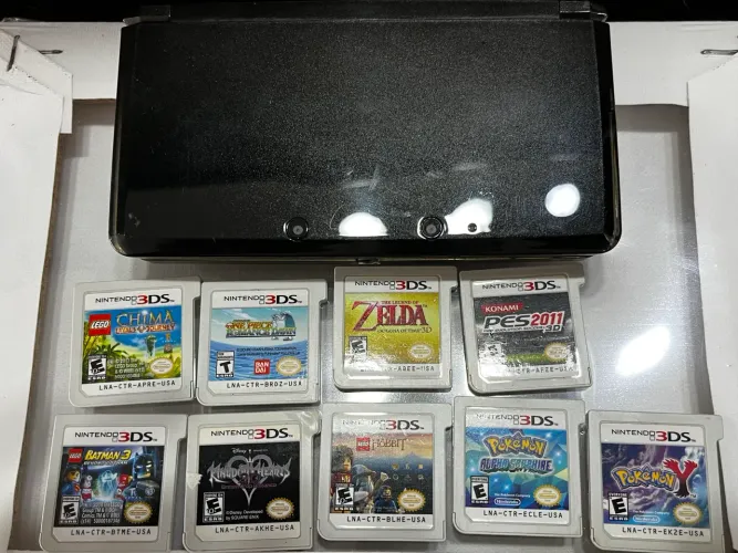 Nintendo 3DS Original em inglês + 9 Jogos originais em inglês