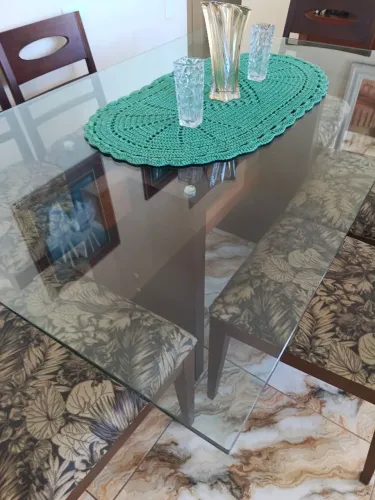 Mesa  6 lugares e aparador/buffet