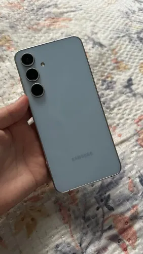 Samsung S24 FE