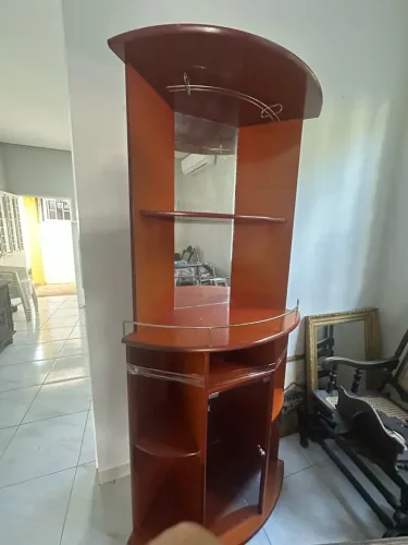 Bar antigo em ótimo estado de conservação 
