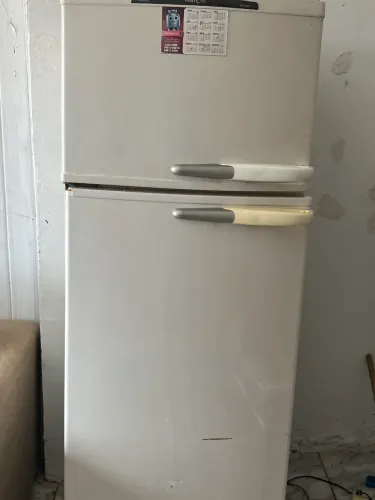Vendo geladeira biplex frost free