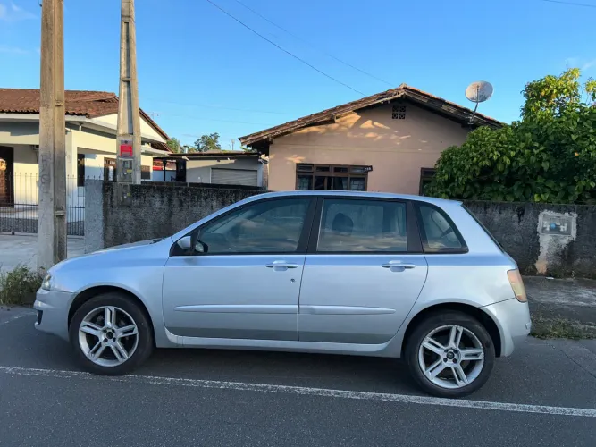Fiat Stilo 1.8/ 1.8 Connect Flex 8V 5P 2007