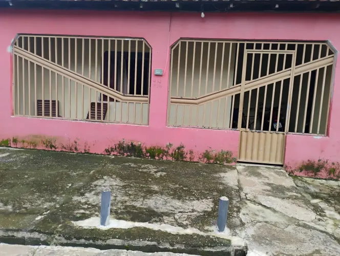 Vendo uma casa no bairro Nova União Marituba