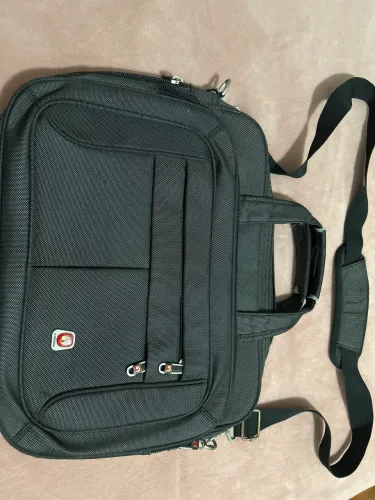 Bolsa para trabalho.