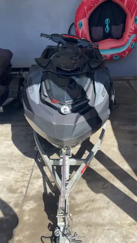 Jet ski Rxtx 300