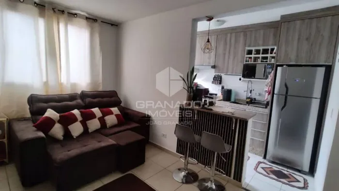 Apartamento com 2 dormitórios para alugar, 48 m² por R$ 2.350,00/mês - Zona 05 - Maringá/P