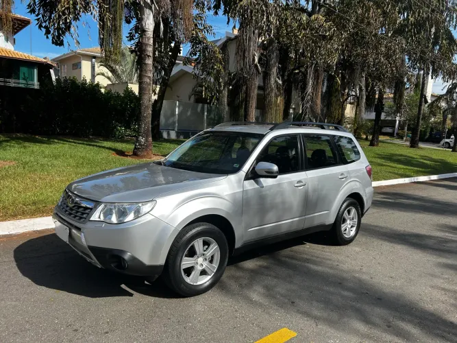 Subaru Forester 2.0/2.0 S 4X4 Aut. 2011