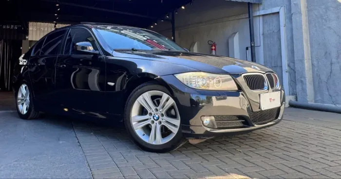 BMW 320I A 2010