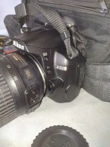 Camera Nikon D3000
